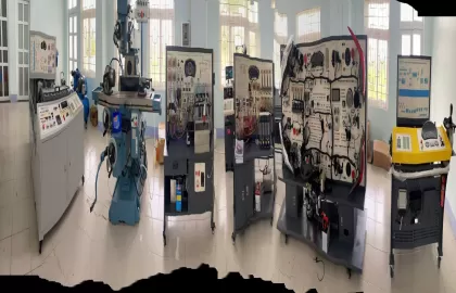 Bàn giao thiết bị dạy nghề tại Trường Đại học Kiên Giang